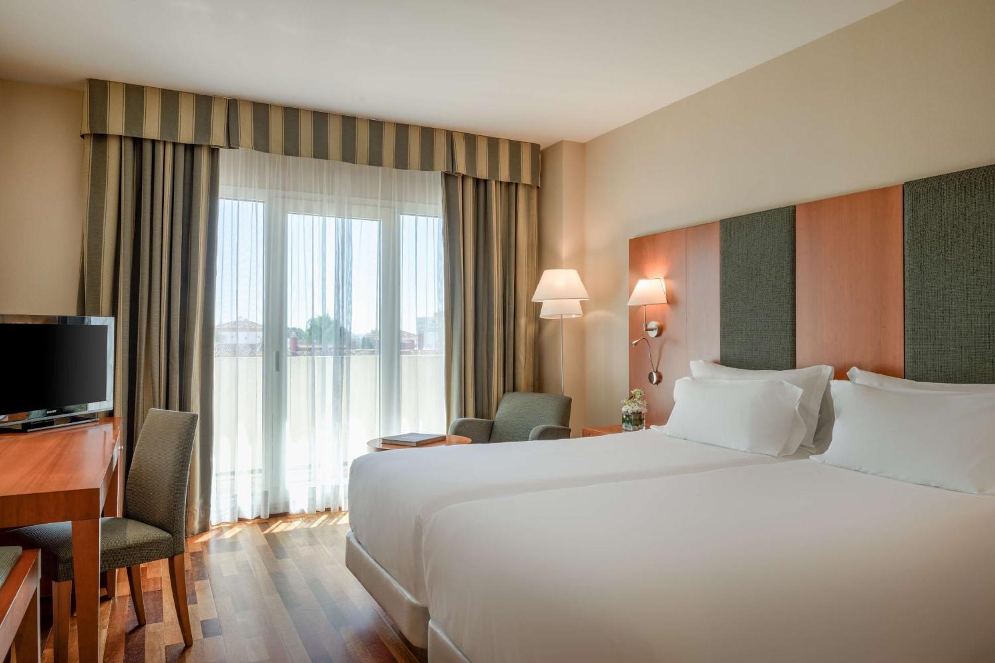 Nh Collection Hotel 4*